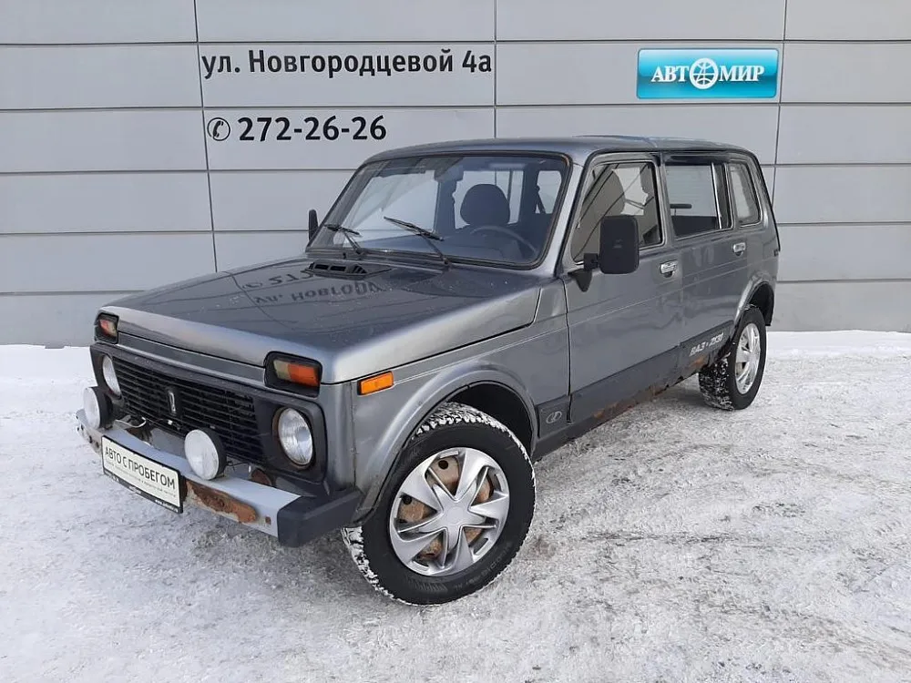 Lada 2131 Image 1